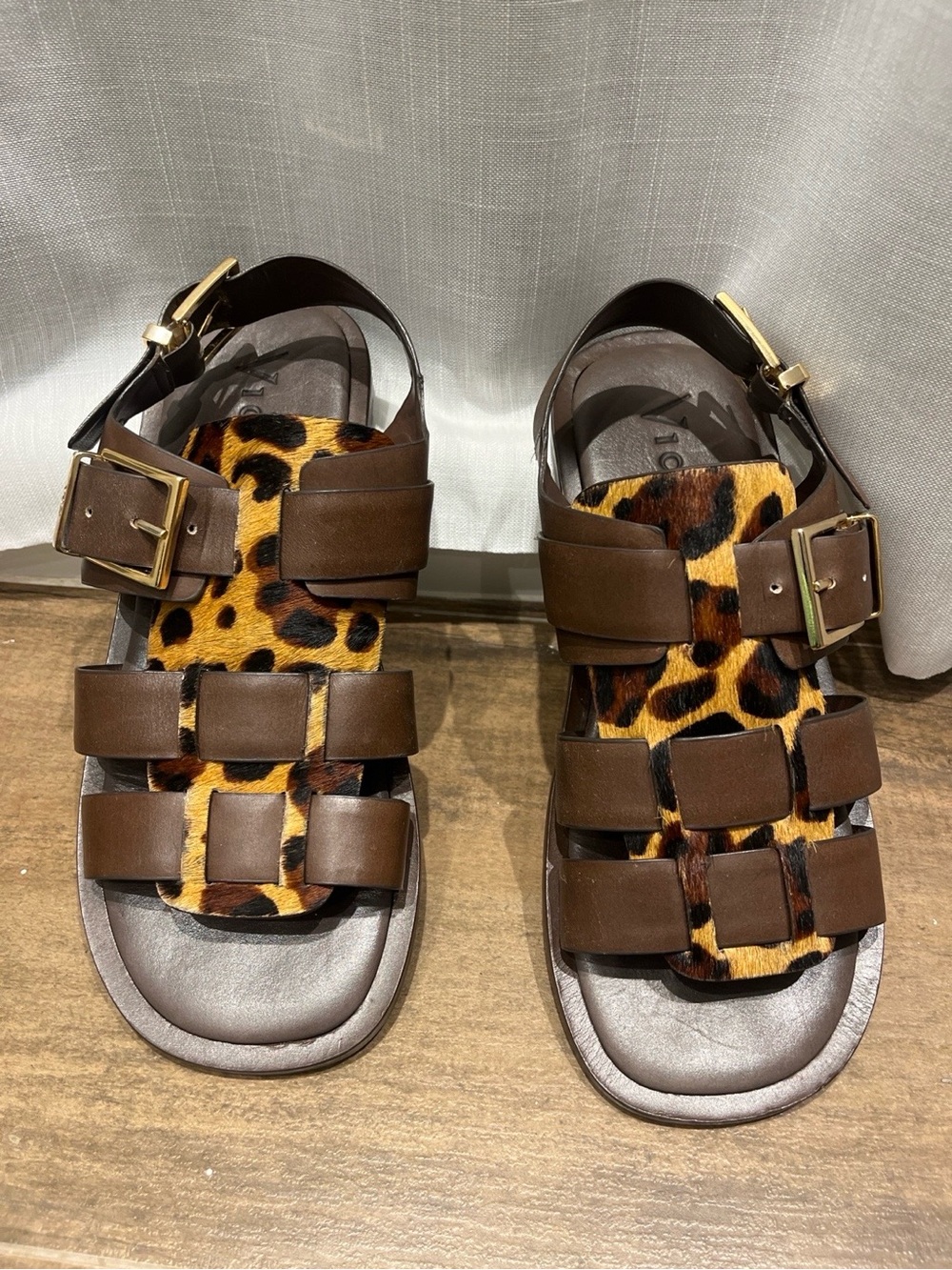 Vicenza Leopard Calf Hair Leather Fisherman Sandals Brown Gold Buckle Sz 10 - Picture 9 of 9
